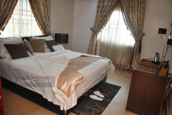Crystal House International Hotel Ilorin Bagian luar foto