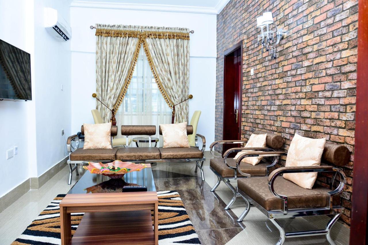 Crystal House International Hotel Ilorin Bagian luar foto